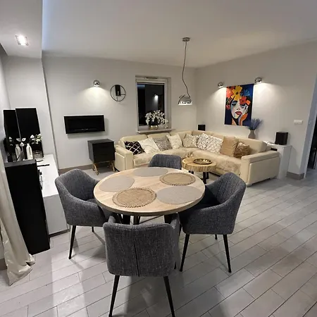 Apartamento Cornelian View Varsóvia